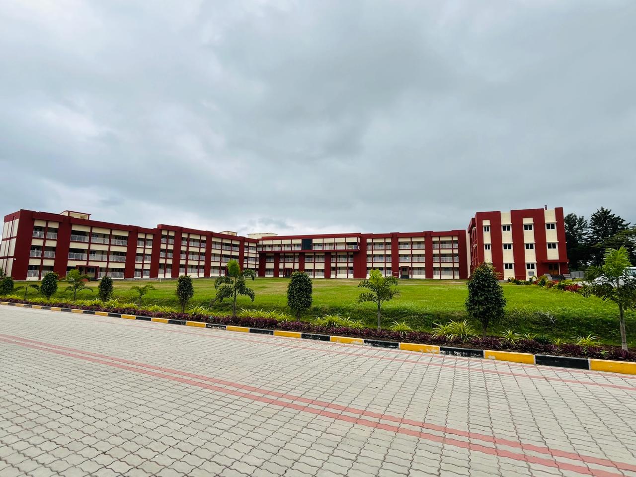 St. Ann's Luzern School Slide 3